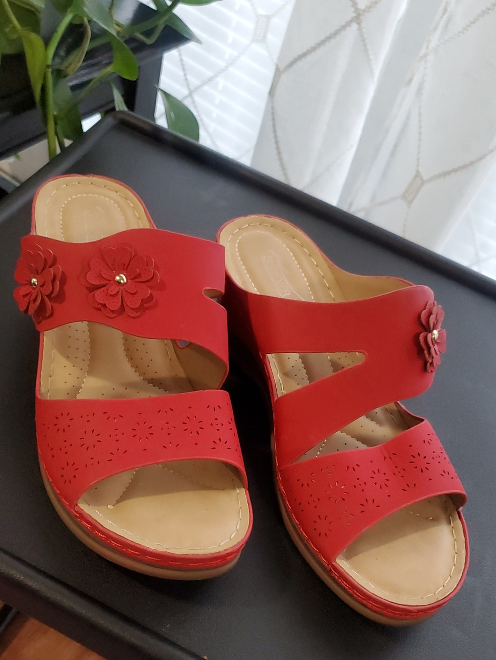 Women's Red Floral Slide Sandals with Cushioned Insole